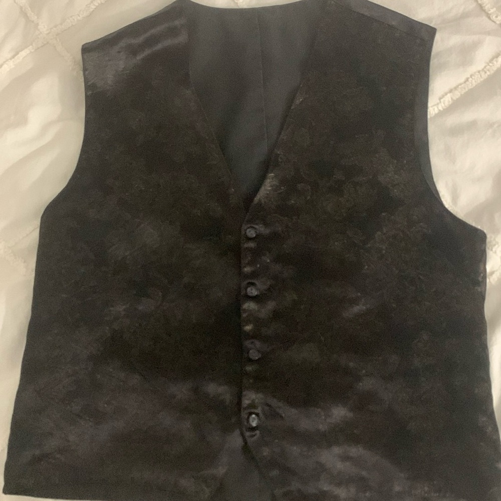 Formal Fashions Vest